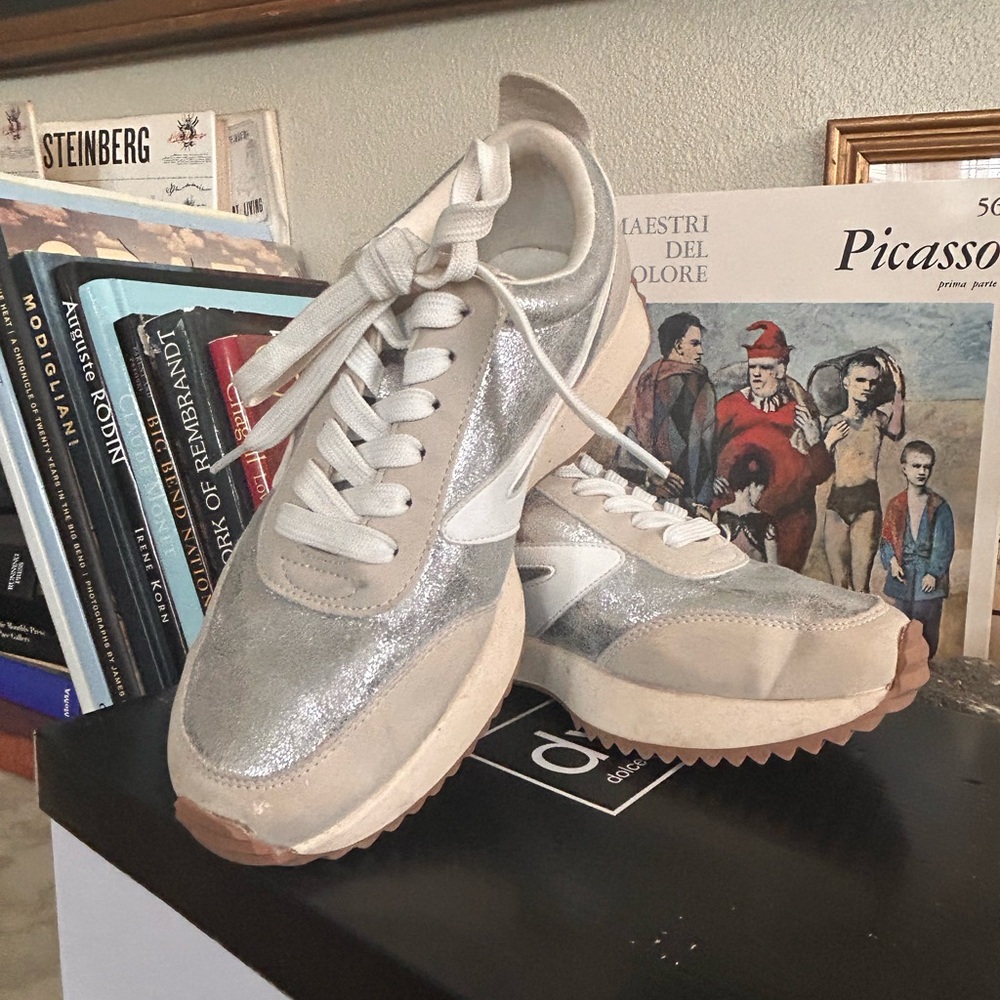 DV by Dolce Vita Bynx Cream and Silver Sneakers